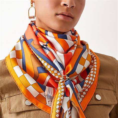 how to wear an hermes scarf|Hermes scarf tutorial.